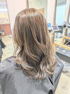 ナンバースリー 溝の口店(Number Three) ベージュ【N°3溝の口】