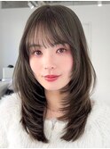 ハイライトカラーミルクティーベージュレイヤーカット