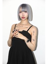 ガルテ(GARTE)&nbsp;グレーシルバーパッツンボブ