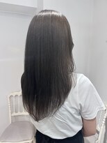 クレビア(CreBiA) 明るめ透明感オリーブグレージュ