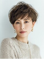 ビフィーノ リルネ(Bifino Rilune) 40代大人女性の上品ベリーショート × 極細ハイライト