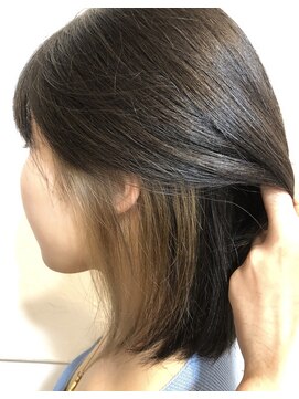 エアーベリー(AIR BERRY) ベージュ系イヤリングカラー ボブスタイル