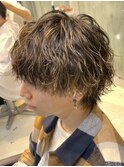波巻きスパイラルパーマツーブロックツイストパーマメンズヘア