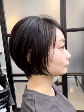 ファイブ ノーヴル カラット(5 Noble ct.) シャープシルエットボブ