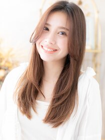 カバーヘア ブリス 大宮西口(COVER HAIR bliss) センターパートかきあげ前髪抜け感小顔ロングa大宮20代30代40代!