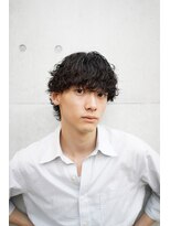 シャドウパーマ無造作パーマセンターパートマッシュヘア毛流れ