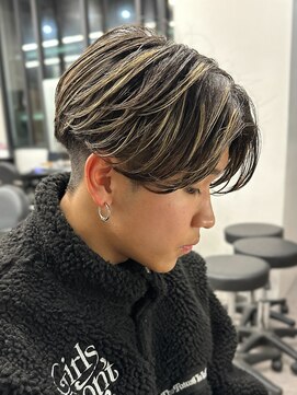 エルマーク 京橋(L-MARK) センターパートニュアンスパーマ韓国カルマパーマコンマヘア