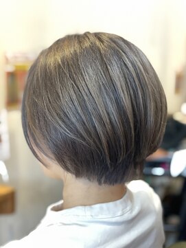 ミノ(mino) ふんわりショート