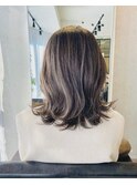 外ハネミディアム＋グレージュカラー【たまプラーザオージュア】