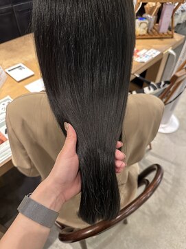 サラ 天神大名店(SARA) 【miu】透明感オリーブグレージュ!!