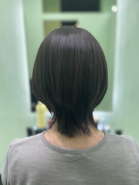 ウルフレイヤーボブ