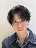 シャドウパーマショートマッシュツーブロック韓国スパイラル黒髪