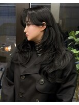 ヌエン 渋谷(NU/EN)&nbsp;春におすすめ！ダークアッシュ×バタフライレイヤー