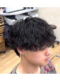 刈り上げセンターパート/波巻きツイストスパイラル/円町