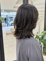エブリ(evri)&nbsp;高めにレイヤーをいれてトップにボリュームをだしたミディアム