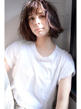 ミラバイグリーン(Mira by green) くせ毛風 ルーズ ふわミディ