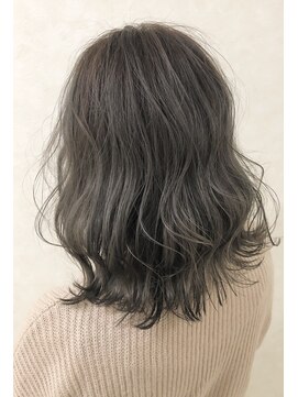 フェリーチェヘアーデザイン(Felice) ブリーチ無しナチュラルグレー♪