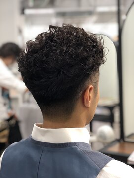 スカイ ツカグチ(Sky tsukaguchi) メンズパーマ/ハード