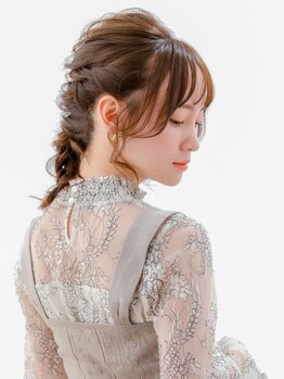 オーブ ヘアー クレア 春日店(AUBE HAIR crea)の写真/【当日全員OK！！】結婚式/二次会/卒業式…そんな特別な日は、可愛いく崩れにくいプロ技のセットを！