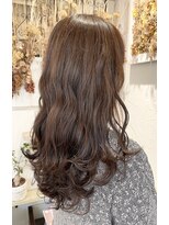 フロール(florun)&nbsp;顔まわり軽めのロングレイヤー×ショコラアッシュ