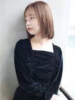 バース(BIRTH)&nbsp;天神【BIRTH】パールベージュ×フェミニン×切りっぱなしボブ15