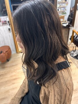 レーベ(Lowe) ふんわりミディアム