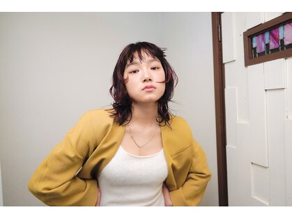 ニールスクーロ(Neelu scuro)の写真