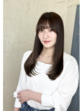 シェリー バイ フォルテ(SHERRY by FORTE) レイヤーカット　イメチェン　オリーブベージュ