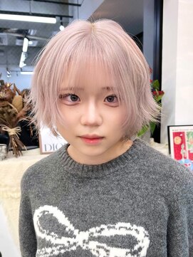 リル 溝の口(LiL) ホワイトピンクパープル ショートウルフ/溝の口/レイヤーカット