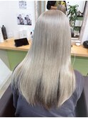 今旬カラーホワイトベージュ