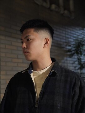 タフ バーバーショップ 大濠店(TOUGH BARBER SHOP) クロップスキンフェード