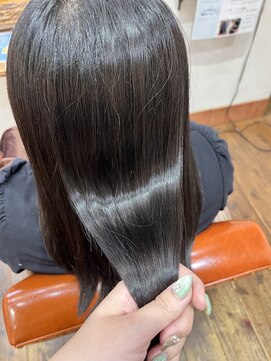 ル コワン ククー(Le coin coucou) 酸性ストレート