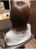 艶とまとまりが叶う外はねボブ