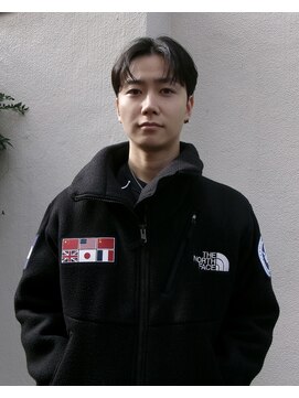 ヒントステーション フォーメンズ(HINTSTATION for Men's) 〈浅草 半個室〉 センターパート/ナチュラル