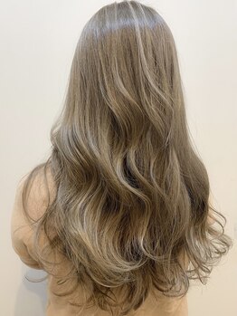 フィゼル 南堀江店(fizelle)の写真/【南堀江/Aujua認定サロン】[高発色]カット+カラー+インナーカラー￥9550/カット+全体カラー￥5300