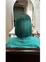 ウォンカヘアー(WONKA hair)&nbsp;エメラルドグリーンワンレングスボブ