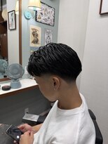フォーコーナーズカットショップフェイビーズ 名古屋西(FourCornersCutShop favey's)&nbsp;テーパーフェードで創るショートパートスタイル