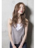 アンニュイなエアリーカジュアルカールスタイル