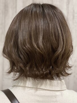 アース 三軒茶屋店(HAIR&MAKE EARTH) 外ハネショート