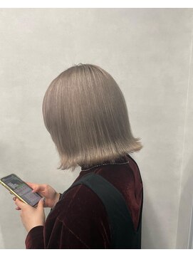 キートス(Kiitos) パールグレージュ/ダブルカラー/ベージュ/ハイトーン/透明感