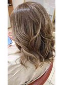 ・シルキーアッシュベージュ