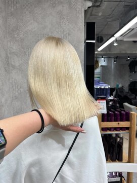 ティアム 渋谷店(Tiam shibuya) ブロンドヘア/韓国ヘア/ケアブリーチ/ダブルカラー/渋谷/渋谷駅