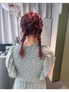 リラス 博多(rilas) 暖色カラー　ヘアアレンジ　ぴんくカラー　イメチェン