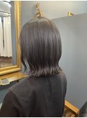 切りっぱなしボブ×外ハネ