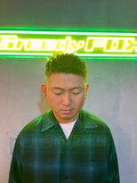 グリーディーフォックス 代々木(Greedy FOX)&nbsp;波巻き/ハイライト/マッシュパーマ/ウルフ[シェービング]