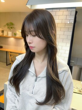 コミレ(COMILE) ロングヘア カットカラー　縮毛矯正　トリートメント　髪質改善