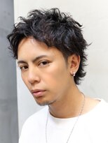 ルーツ(ROOTS)&nbsp;ツイストスパイラルでつくるショートウルフ