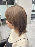 顔周りレイヤー×ブリーチなしベージュ