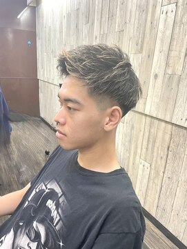 イズ(is) フェザーアップショートスキンフード