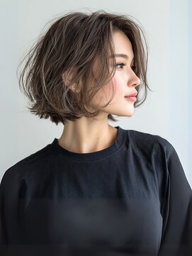 ガーディナ(Gardina) ミルクティーベージュ ショートカット 白髪ぼかしカラー 30代